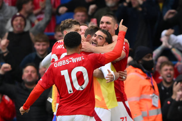 为观众们奉 为观众们奉